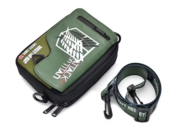 Bolsa Bandolera Impermeable Ataque a los Titanes