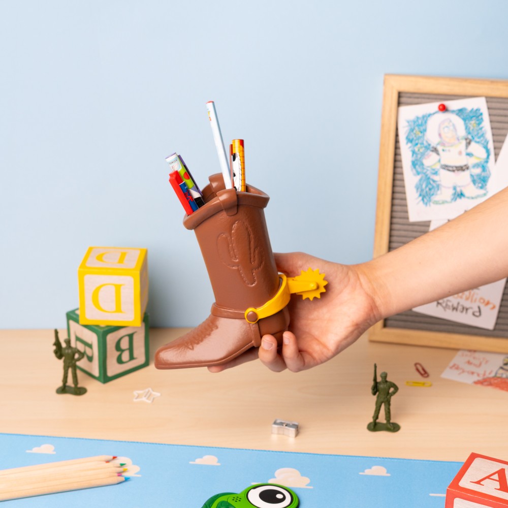 LAPICERO CON SET DE ESCRITURA DISNEY PIXAR TOY STORY BOTA WOODY